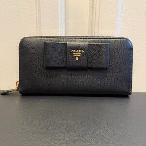 PRADA Saffiano Bow Continental Zippy Wallet Black